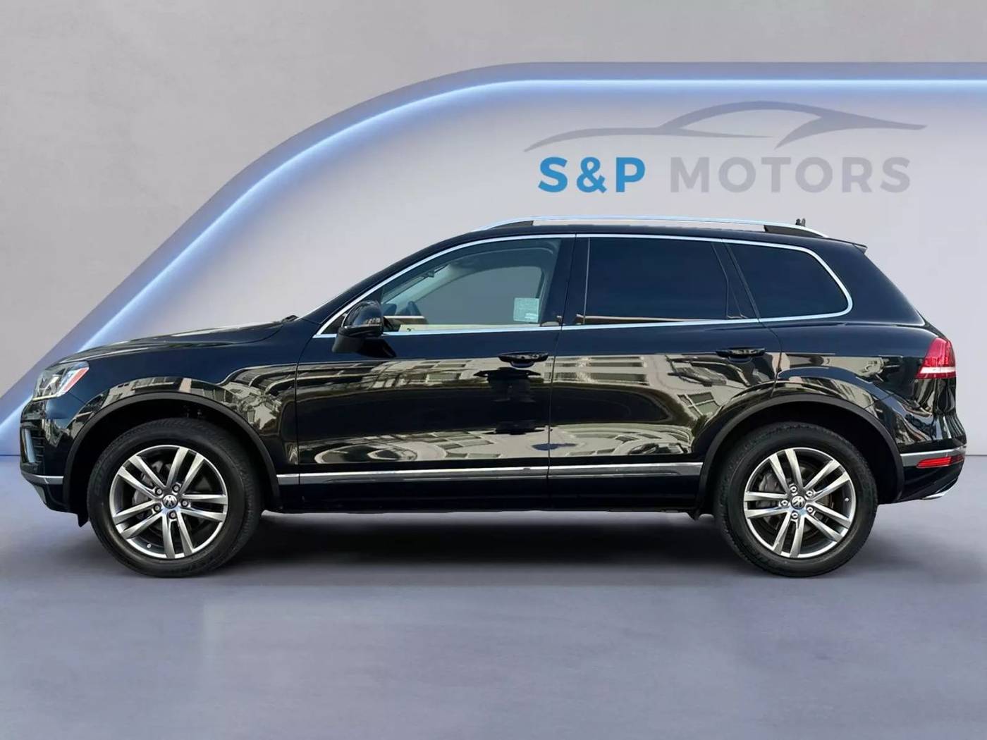 2015 Volkswagen Touareg V6 Sport — SUV — 85,475 mi — Sacramento, CA