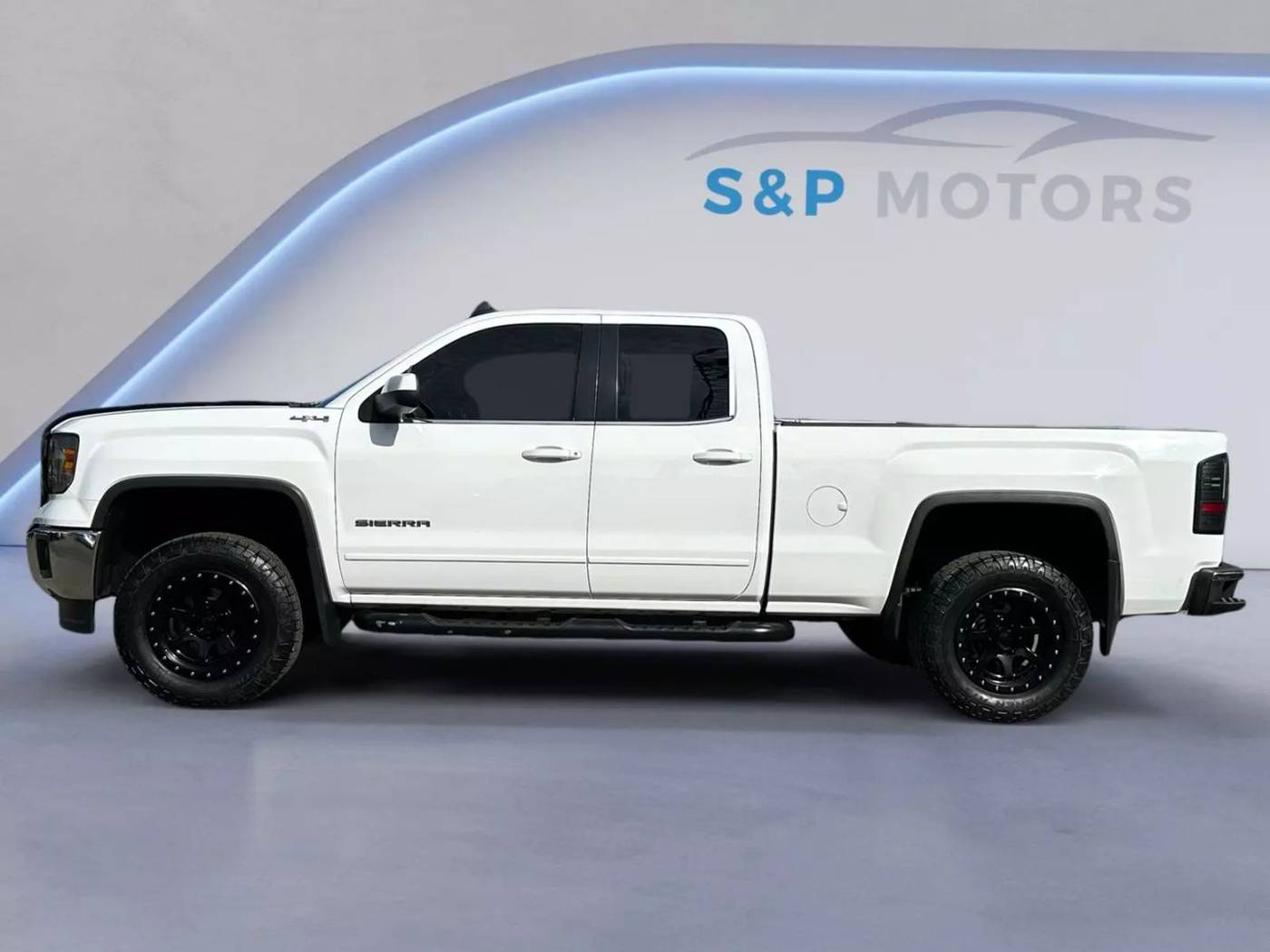 2015 GMC Sierra 1500 SLE — Pickup Truck — 96,892 mi — Sacramento, CA