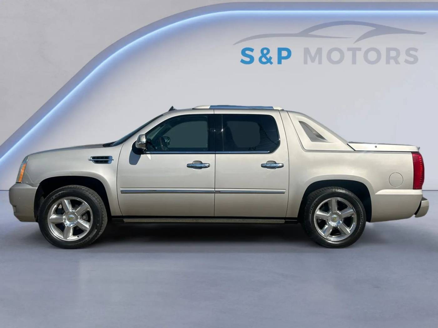 2007 Cadillac Escalade EXT Standard — Pickup Truck — 159,210 mi — Sacramento, CA