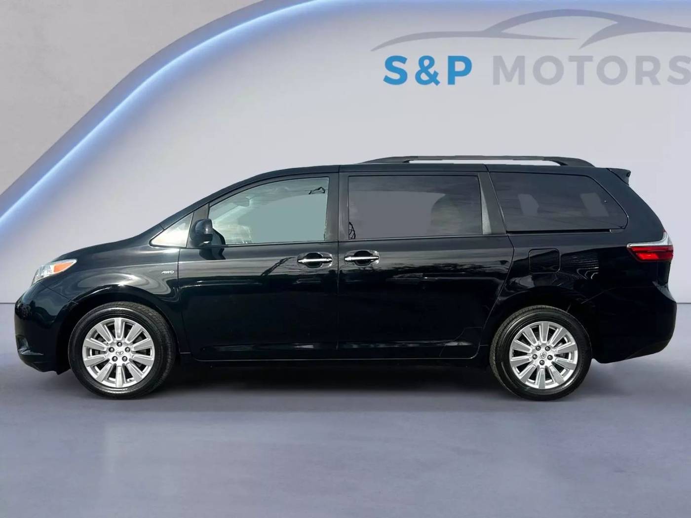 2017 Toyota Sienna XLE Premium — Minivan — 154,660 mi — Sacramento, CA