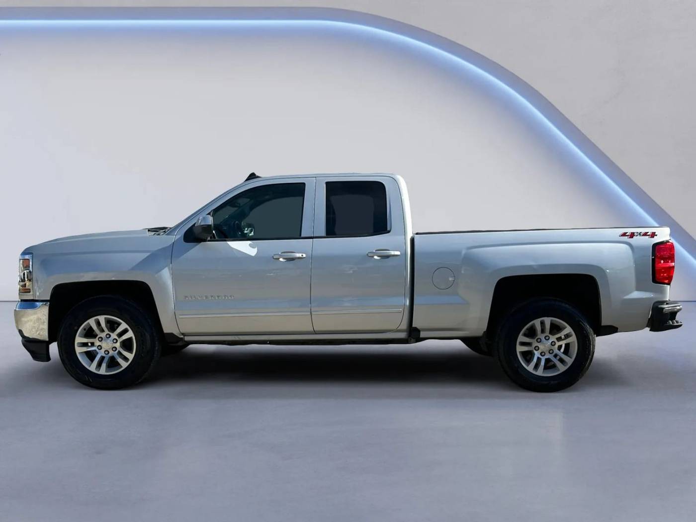 2018 Chevrolet Silverado 1500 LT — Pickup Truck — 111,363 mi — Sacramento, CA