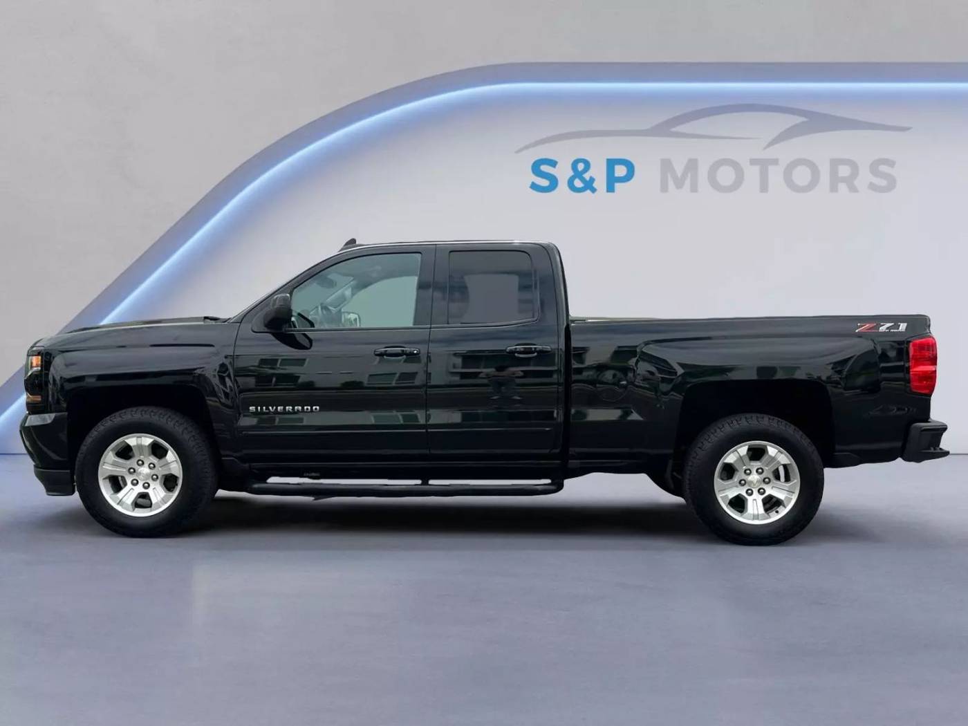 2018 Chevrolet Silverado 1500 LT — Pickup Truck — 136,332 mi — Sacramento, CA