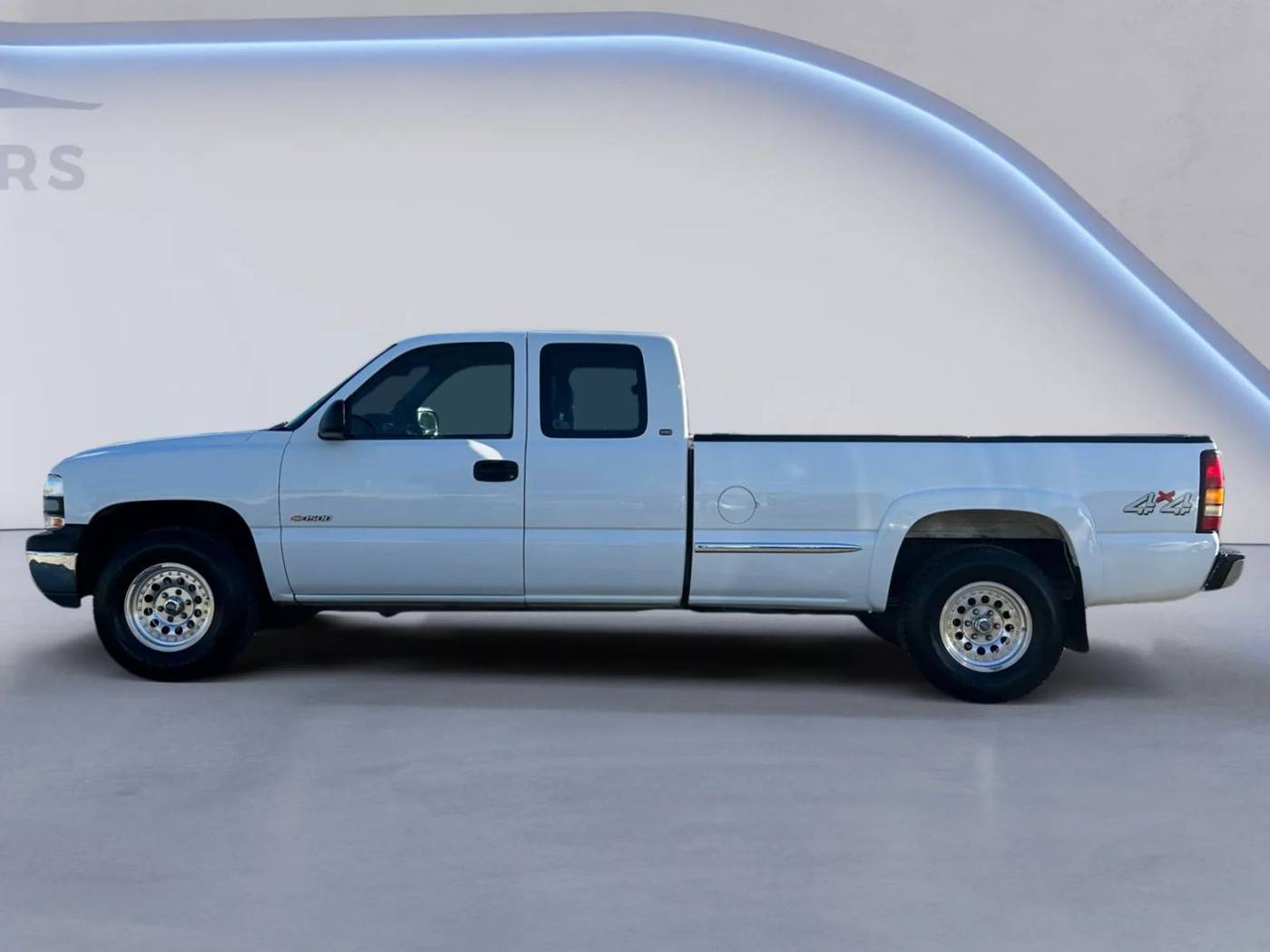 2000 Chevrolet Silverado 1500 Base — Pickup Truck — 135,036 mi — Sacramento, CA