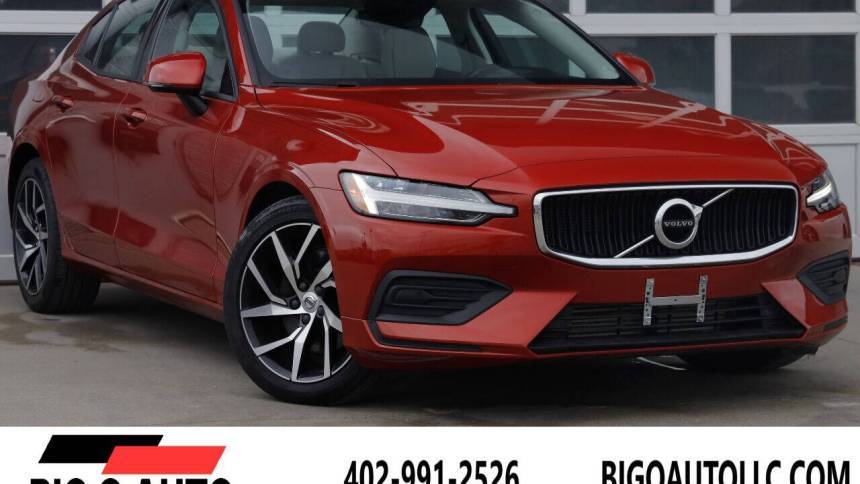 2020 Volvo S60 Momentum — Sedan — 14,000 mi — Omaha, NE