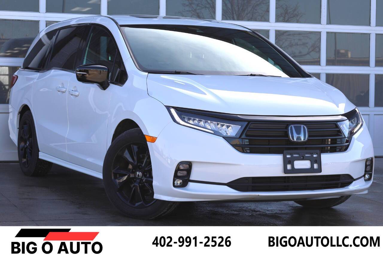 2023 Honda Odyssey Sport — Minivan — 10,000 mi — Omaha, NE