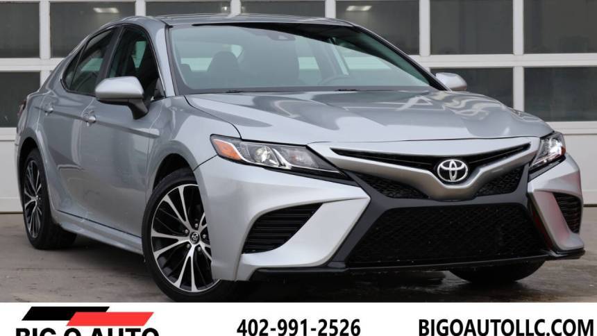 2020 Toyota Camry SE — Sedan — 35,000 mi — Omaha, NE