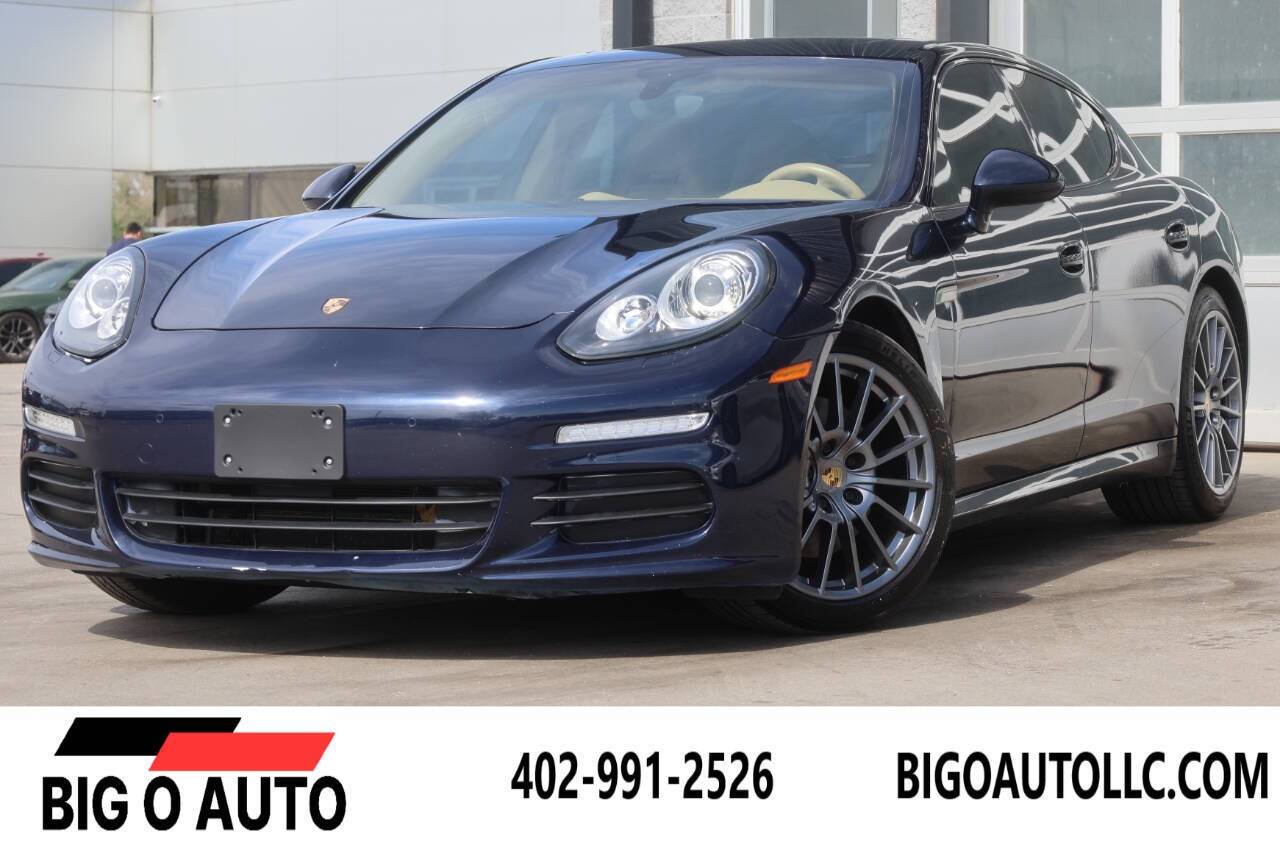 2016 Porsche Panamera 4 — Hatchback — 43,000 mi — Omaha, NE