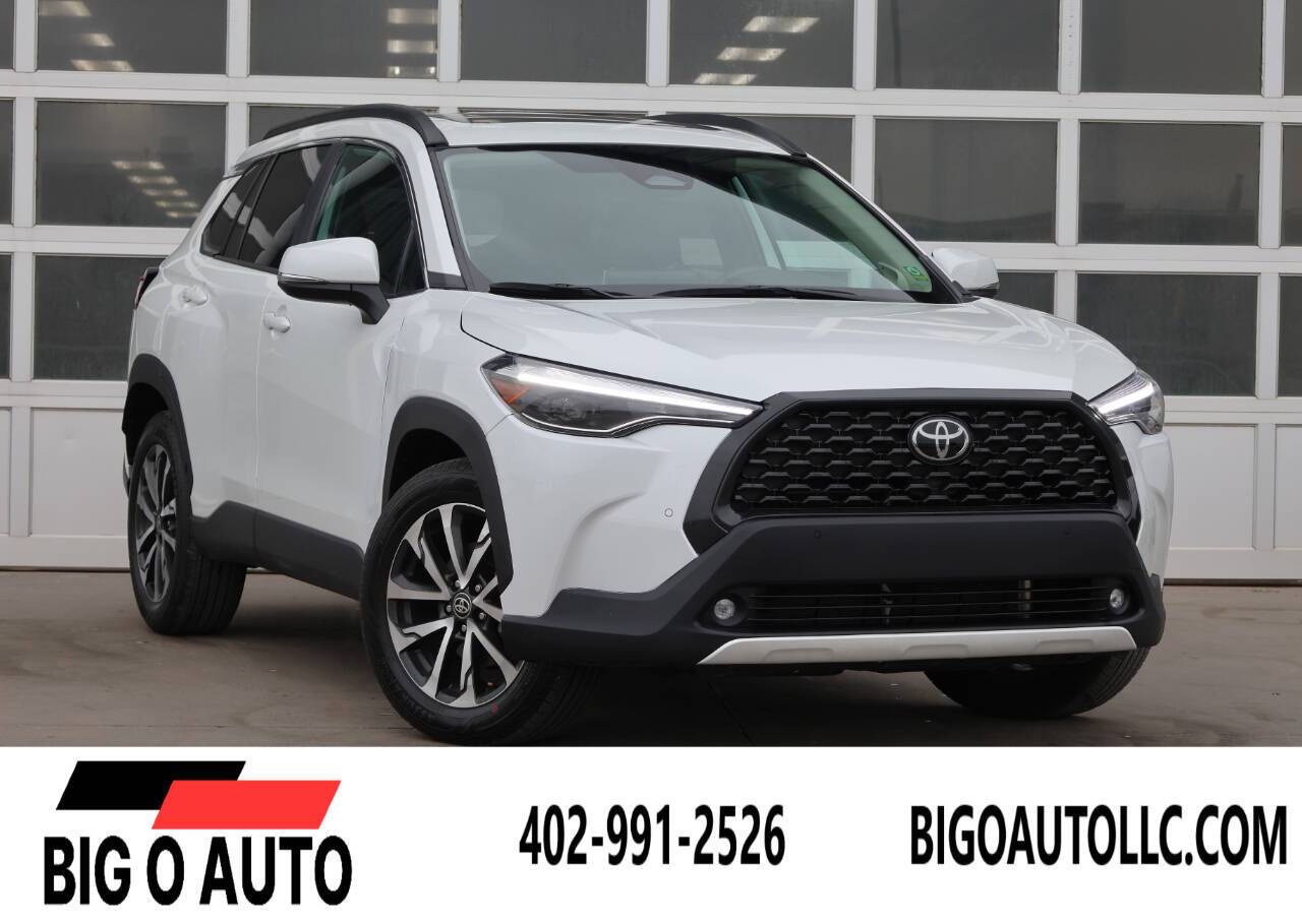 2024 Toyota Corolla Cross XLE — SUV — 12,000 mi — Omaha, NE
