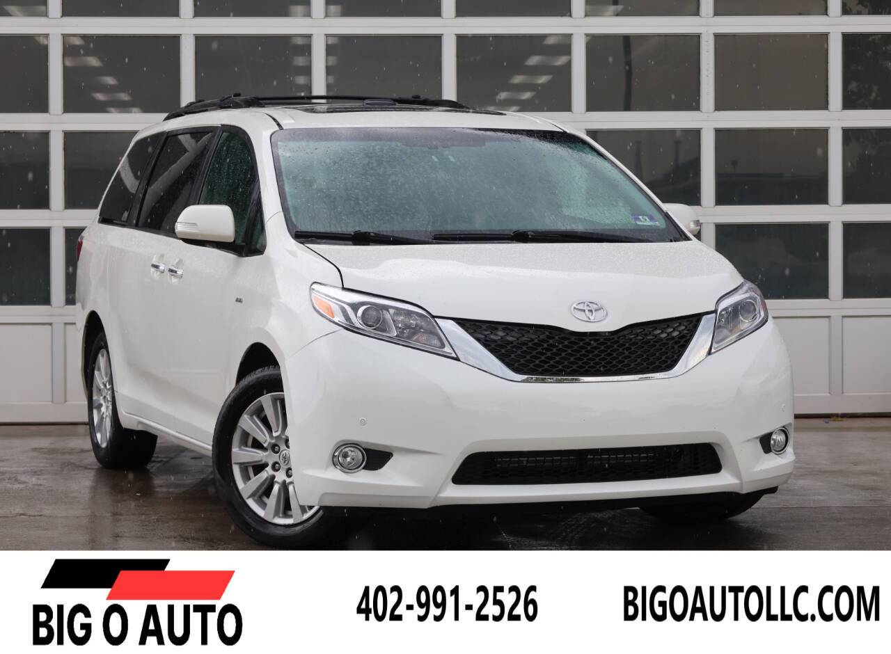 2017 Toyota Sienna XLE — Minivan — 72,000 mi — Omaha, NE