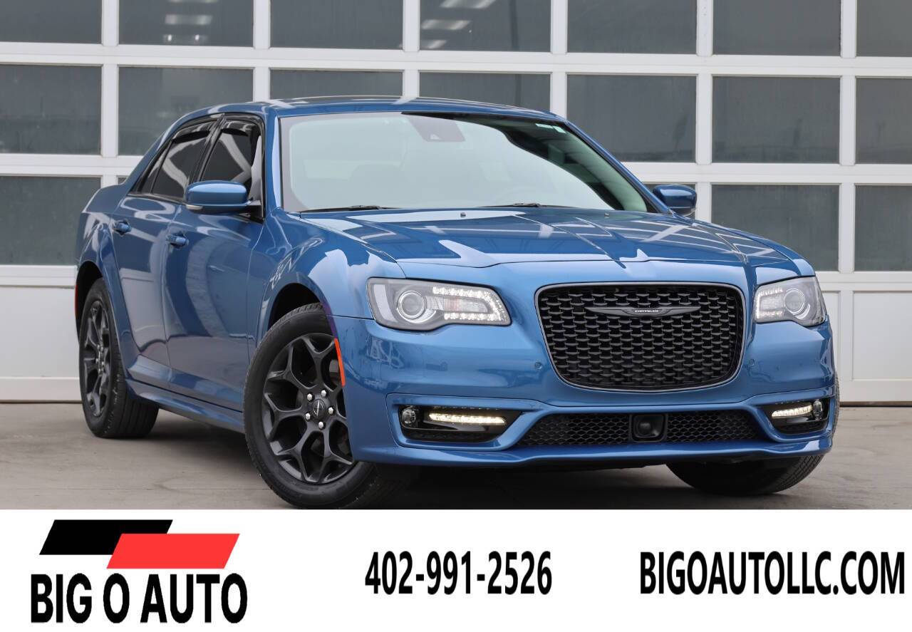 2023 Chrysler 300 Touring L — Sedan — 9,000 mi — Omaha, NE