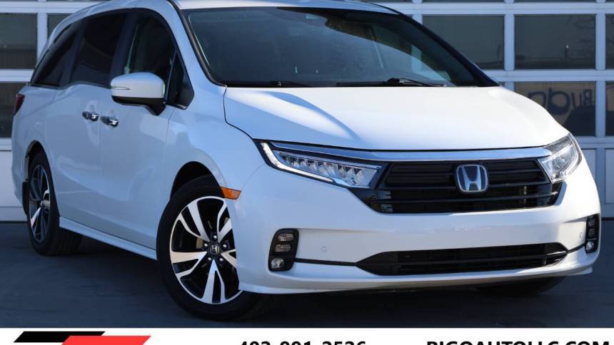2023 Honda Odyssey Touring — Minivan — 31,000 mi — Omaha, NE