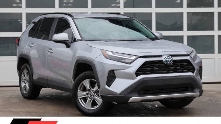 2024 Toyota RAV4 Hybrid XLE