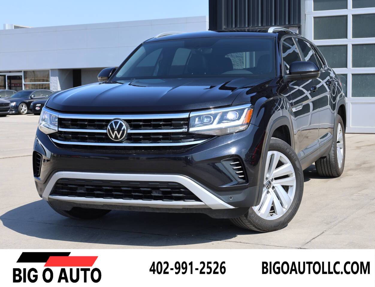 2020 Volkswagen Atlas Cross Sport SE with Technology R-Line — SUV — 33,000 mi — Omaha, NE