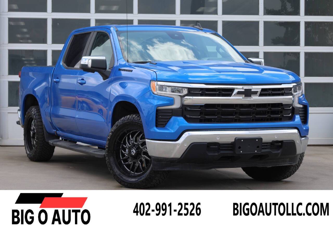 2025 Chevrolet Silverado 1500 LT — Pickup Truck — 4,000 mi — Omaha, NE