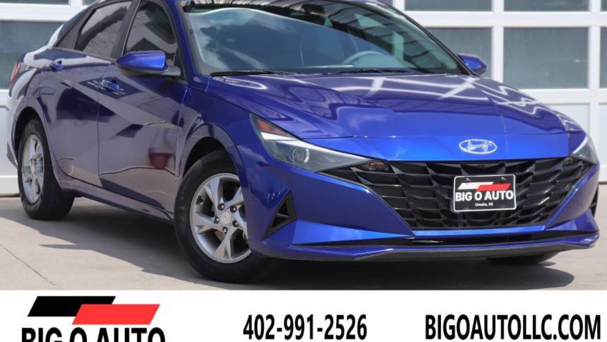 2022 Hyundai Elantra SE — Sedan — 30,000 mi — Omaha, NE