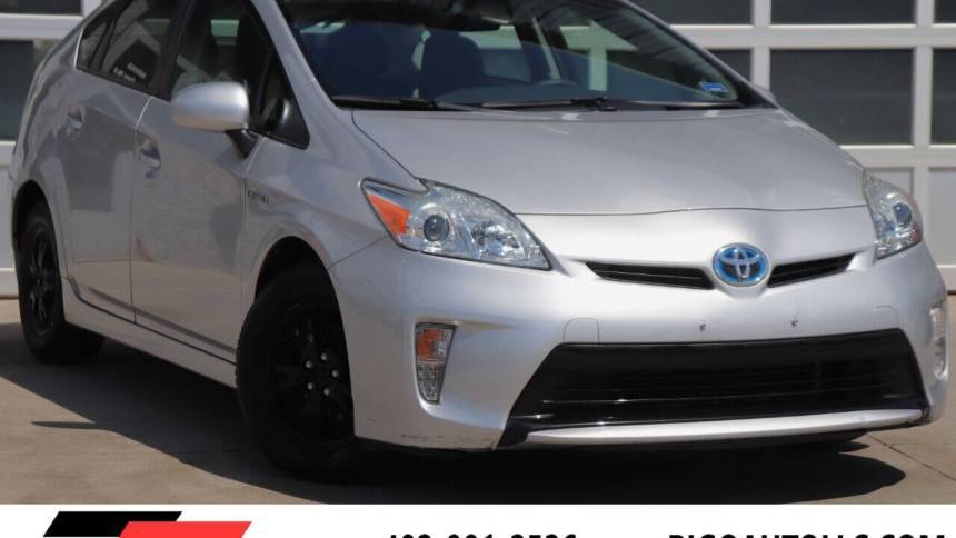 2014 Toyota Prius Five — Sedan — 68,000 mi — Omaha, NE