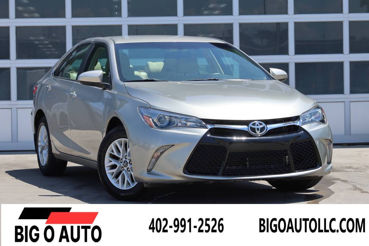 2017 Toyota Camry LE — Sedan — 37,000 mi — Omaha, NE