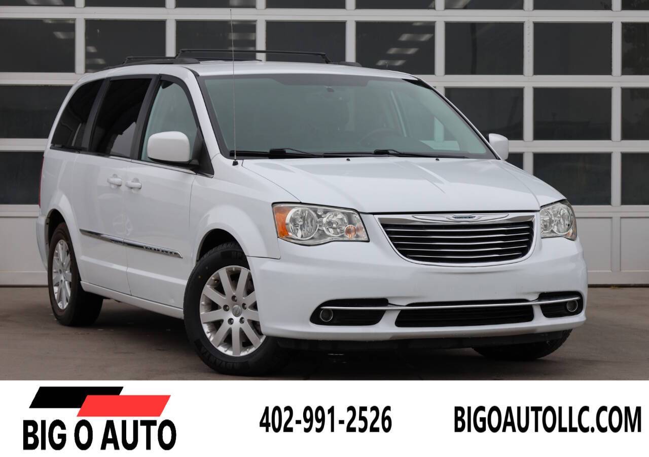 2015 Chrysler Town & Country Touring — Minivan — 112,000 mi — Omaha, NE