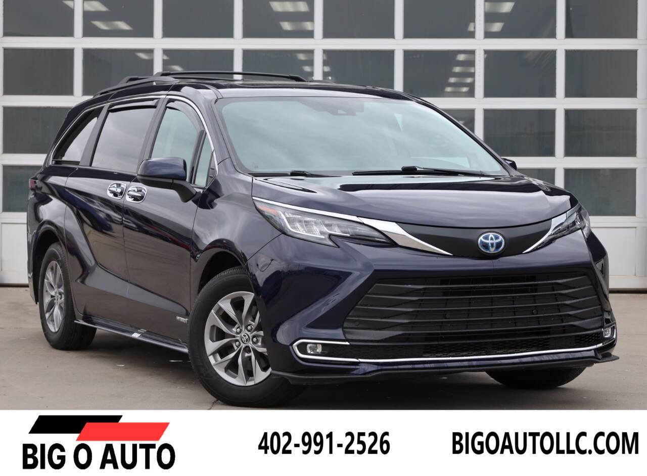 2021 Toyota Sienna XLE — Minivan — 55,000 mi — Omaha, NE