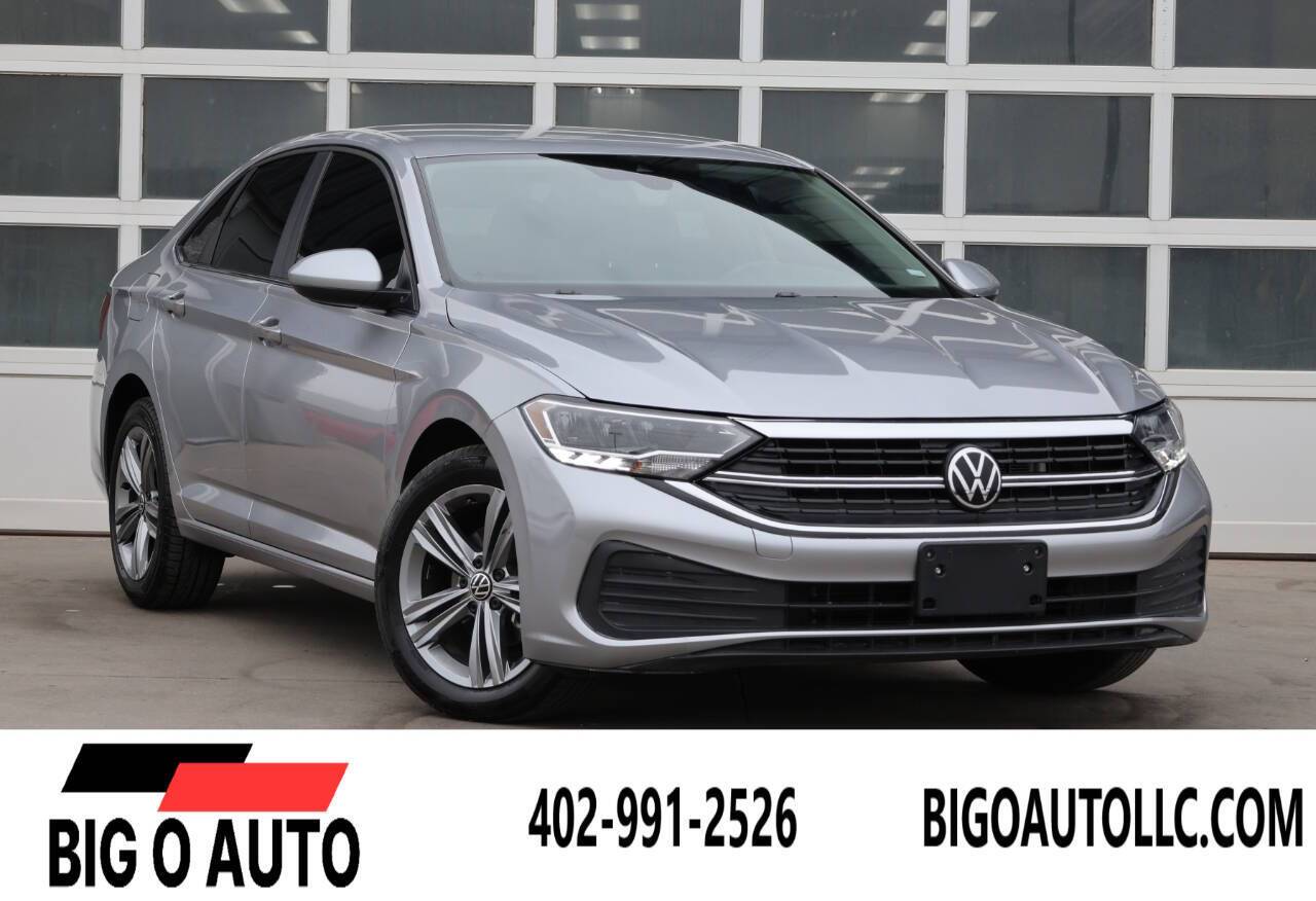 2024 Volkswagen Jetta SE — Sedan — 31,000 mi — Omaha, NE