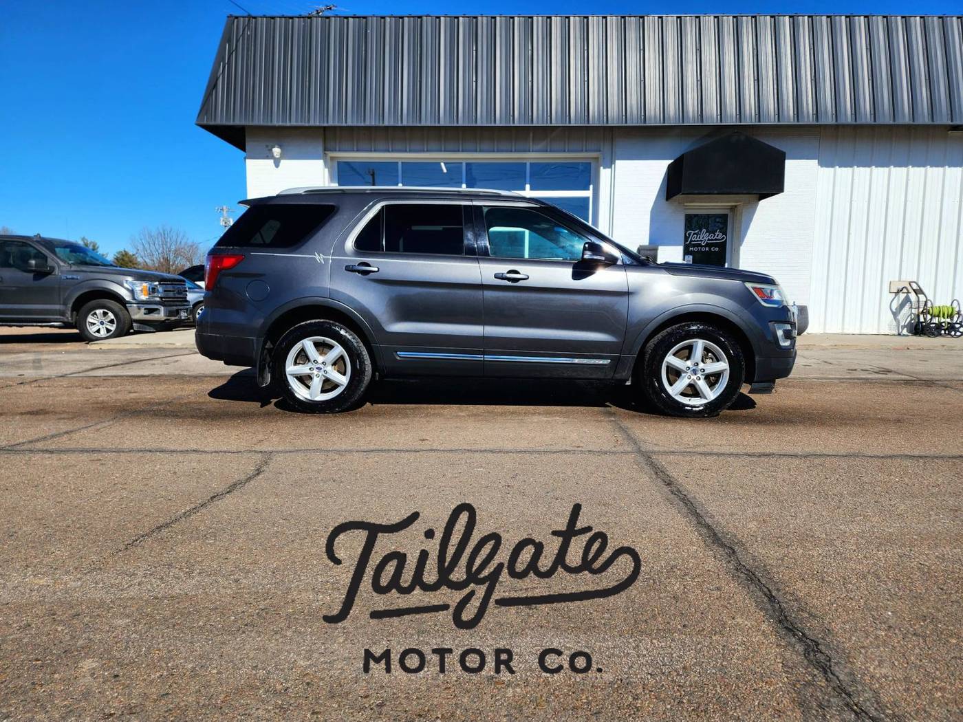 2017 Ford Explorer XLT — SUV — 177,777 mi — Fremont, NE