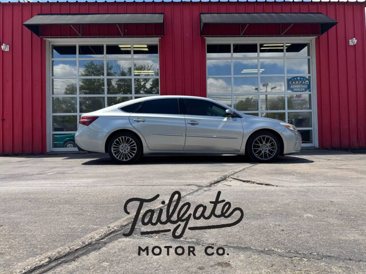 2016 Toyota Avalon Limited — Sedan — 123,932 mi — Fremont, NE