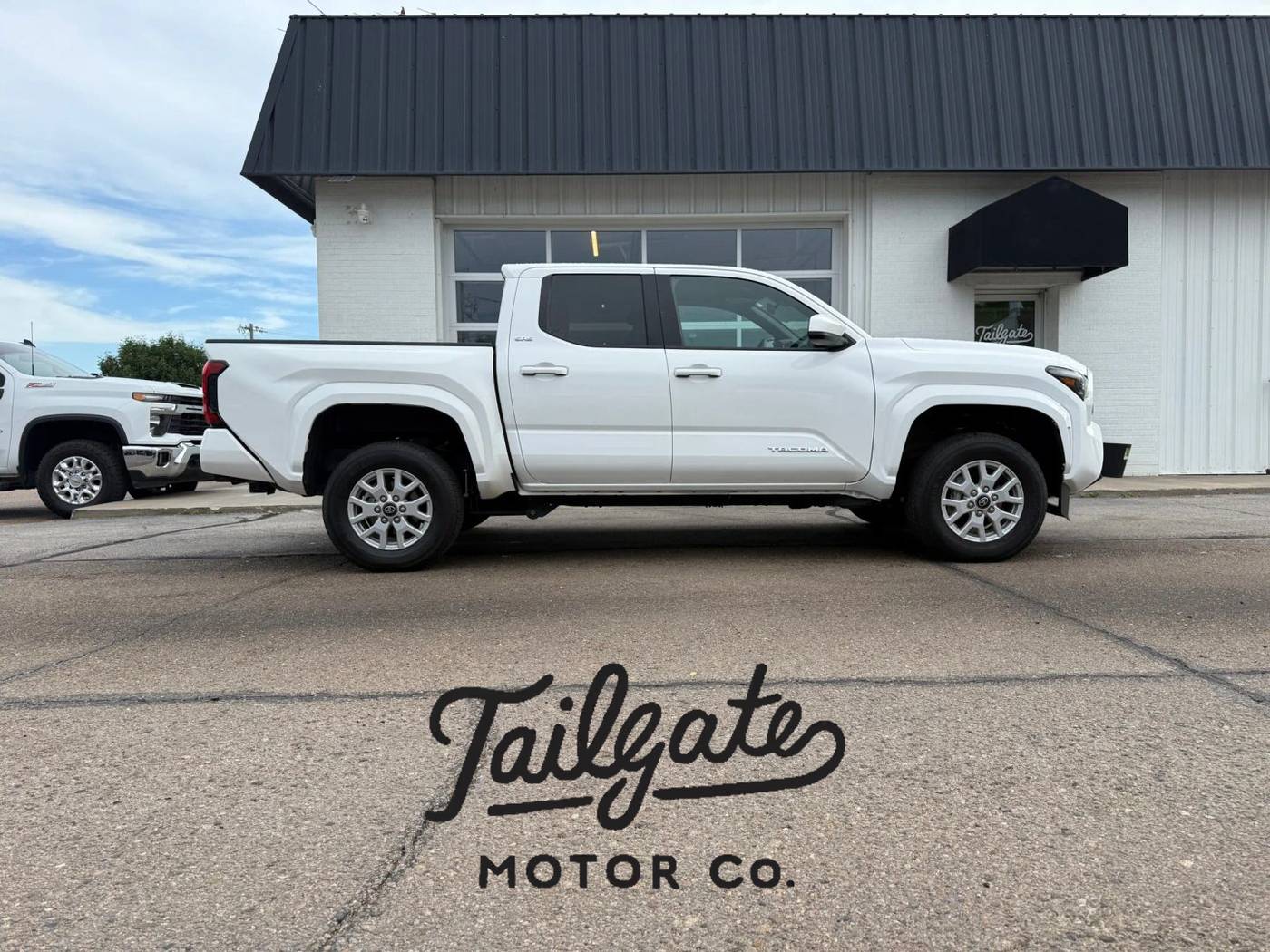 2024 Toyota Tacoma SR5 — Pickup Truck — 13,706 mi — Fremont, NE
