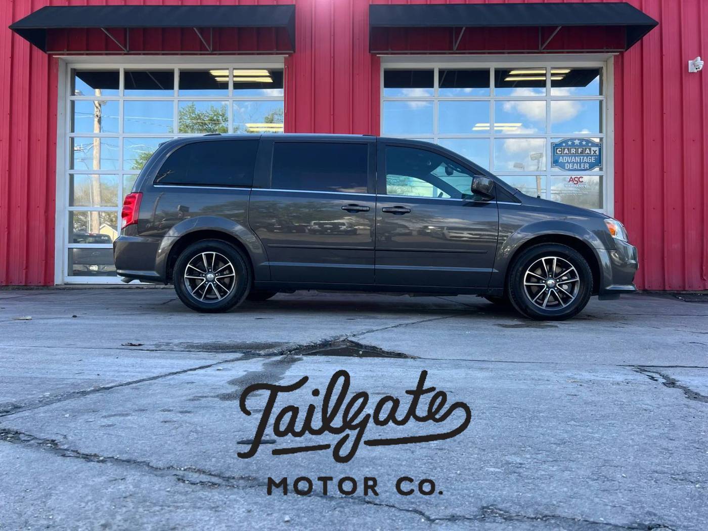 2017 Dodge Grand Caravan SXT — Minivan — 156,682 mi — Fremont, NE