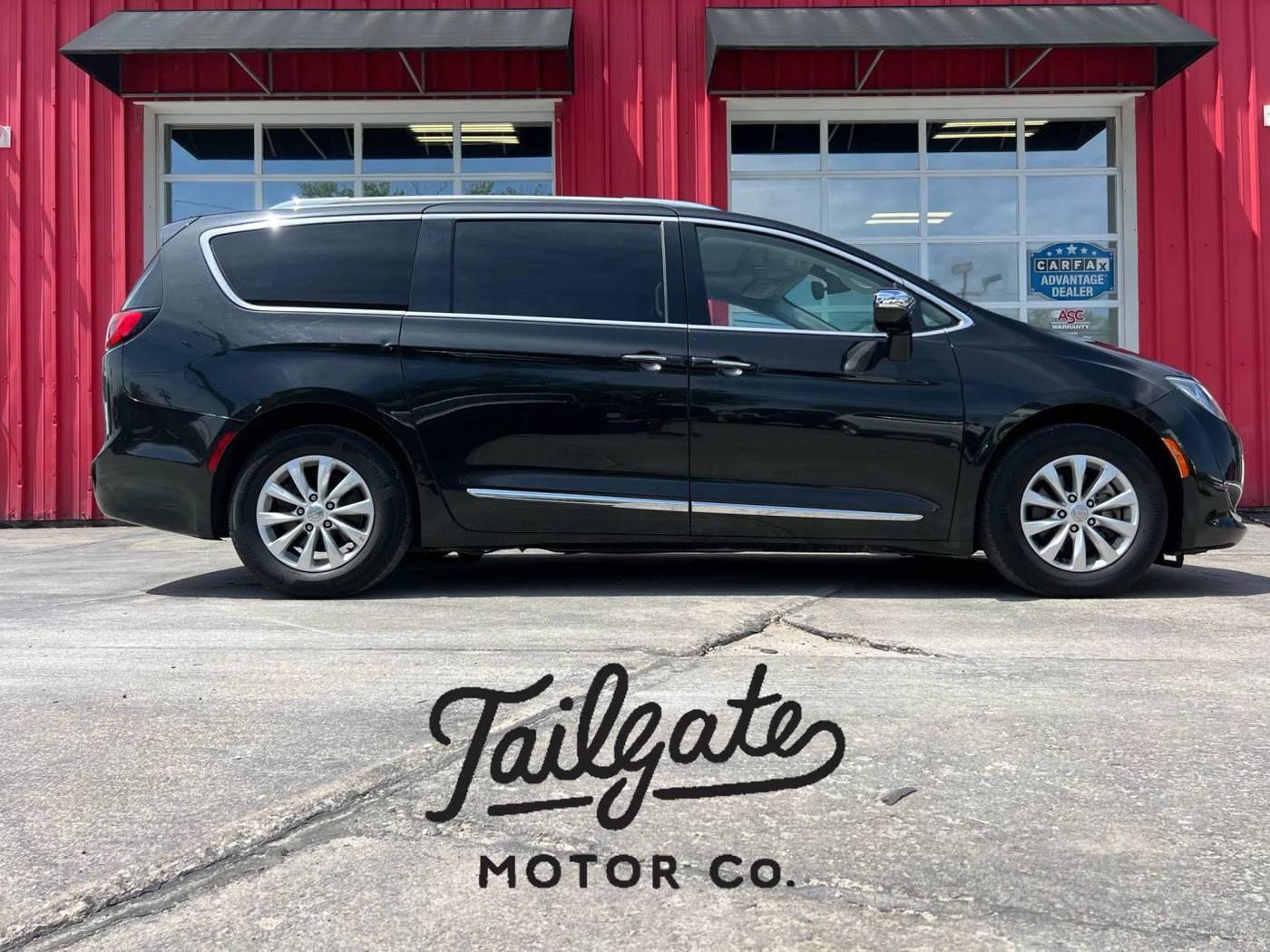 2020 Chrysler Pacifica Limited — Minivan — 121,315 mi — Fremont, NE