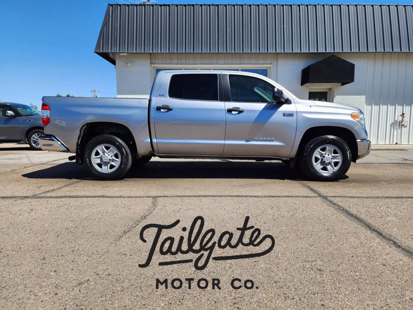 2015 Toyota Tundra SR5 — Pickup Truck — 132,474 mi — Fremont, NE