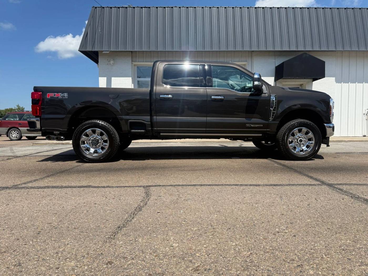 2025 Ford Super Duty F-350 LARIAT — Pickup Truck — 8 mi — Fremont, NE