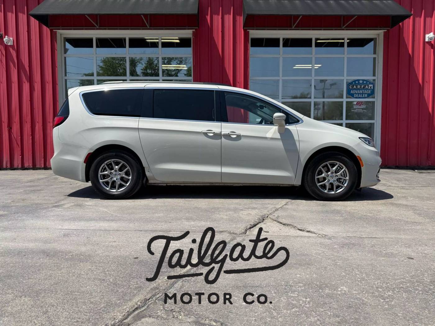 2021 Chrysler Pacifica Touring — Minivan — 139,215 mi — Fremont, NE