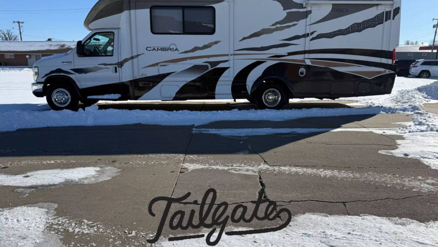 2011 Ford Econoline Commercial Cutaway E-450 — Chassis Cab Truck — 31,390 mi — Fremont, NE