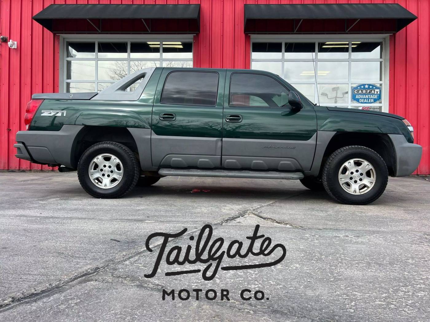 2002 Chevrolet Avalanche Base — Pickup Truck — 116,449 mi — Fremont, NE
