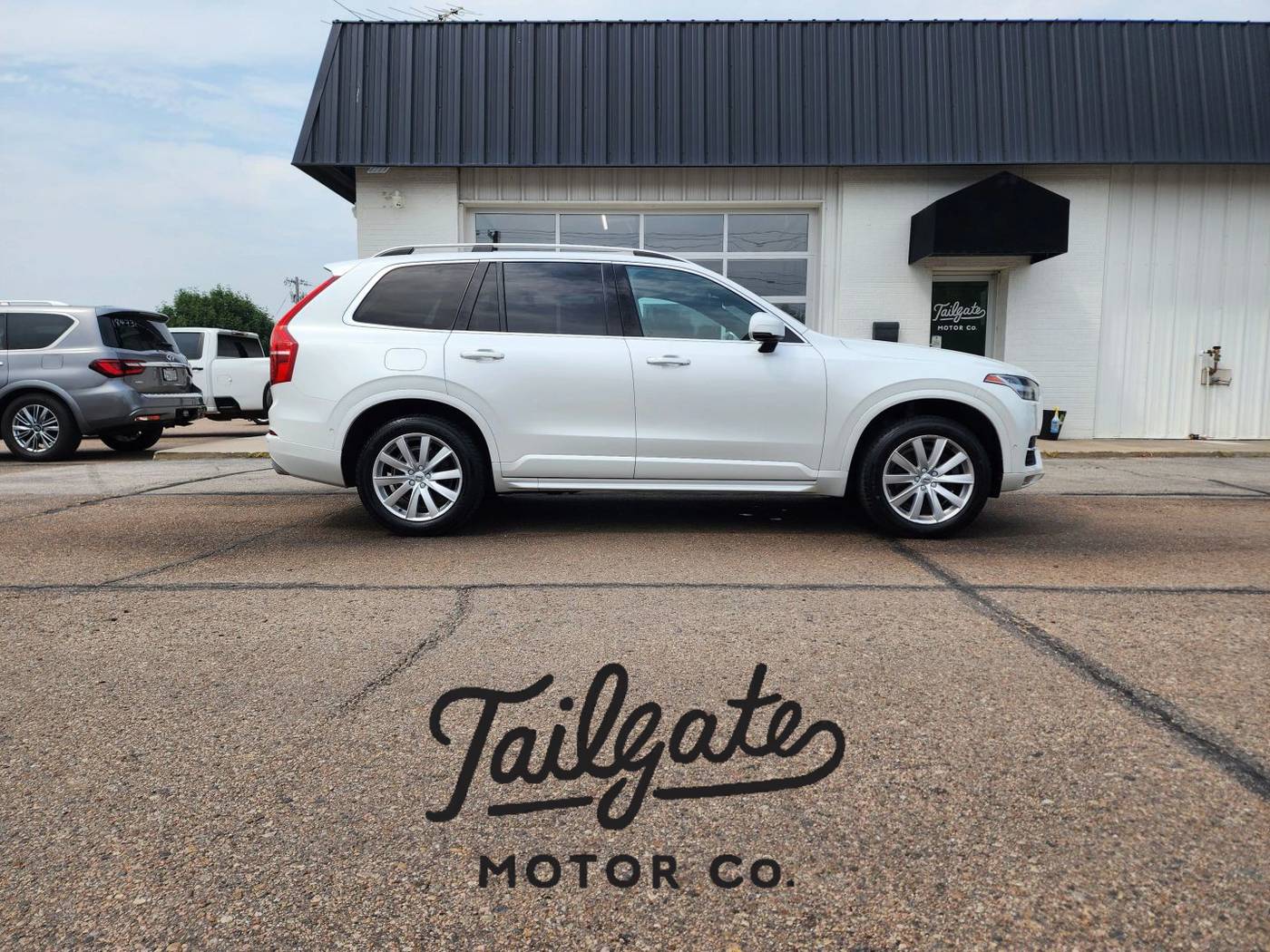 2017 Volvo XC90 Momentum — SUV — 77,731 mi — Fremont, NE