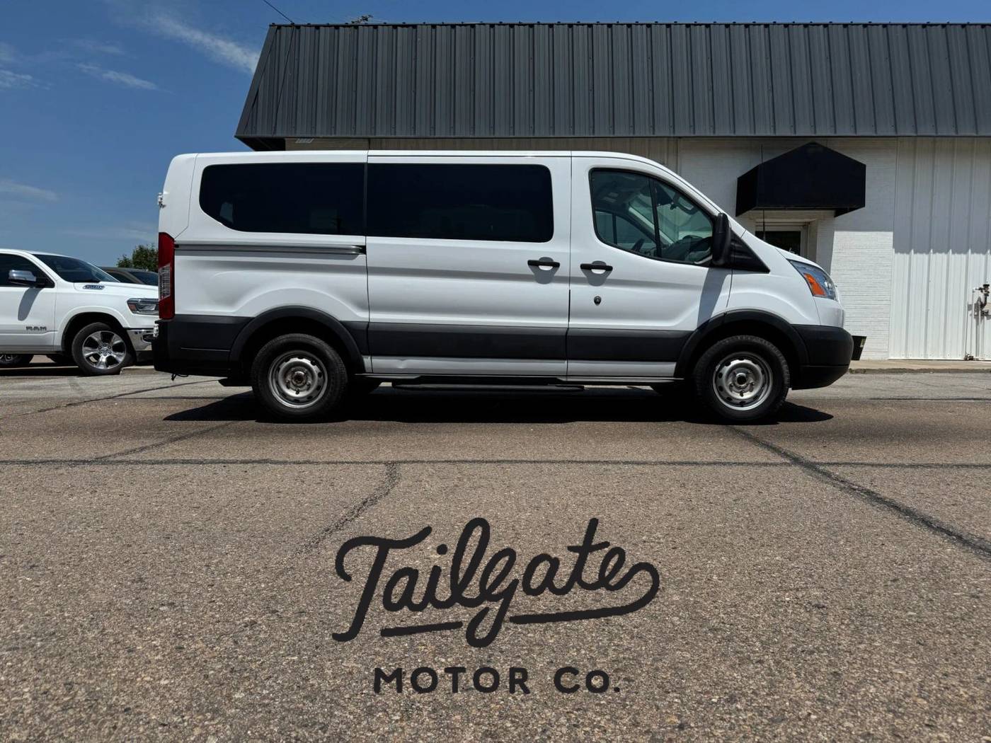 2016 Ford Transit Passenger Wagon T-150 XLT — Passenger Van — 44,538 mi — Fremont, NE