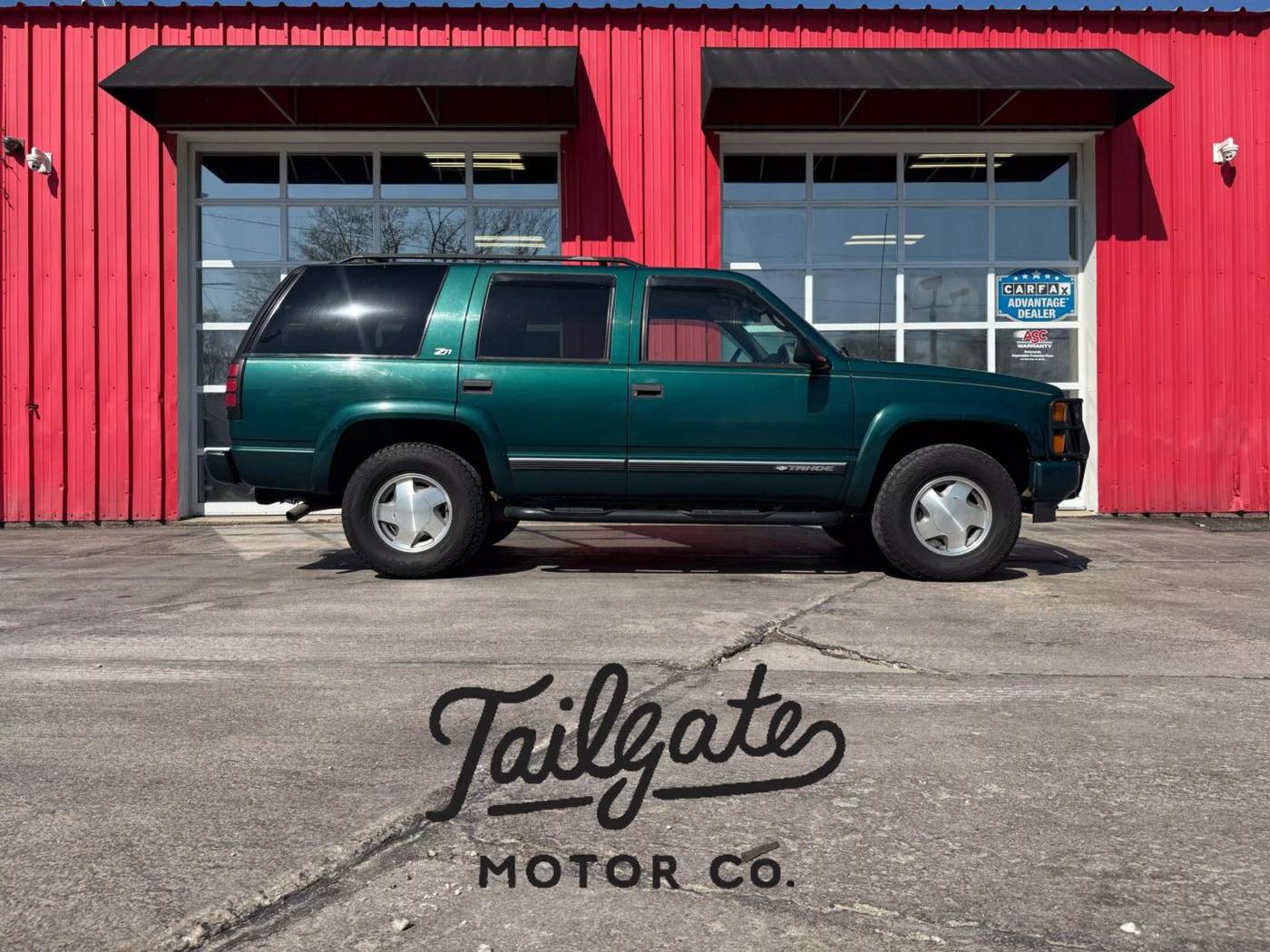 2000 Chevrolet Tahoe Z71 — SUV — 156,628 mi — Fremont, NE