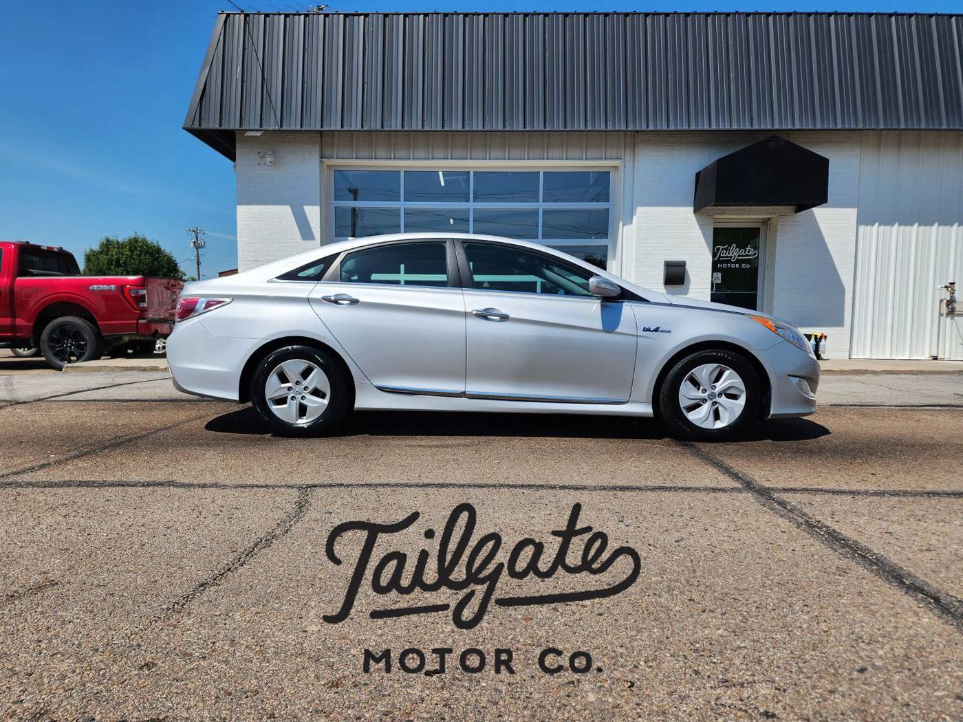 2015 Hyundai Sonata Hybrid Base — Sedan — 101,233 mi — Fremont, NE