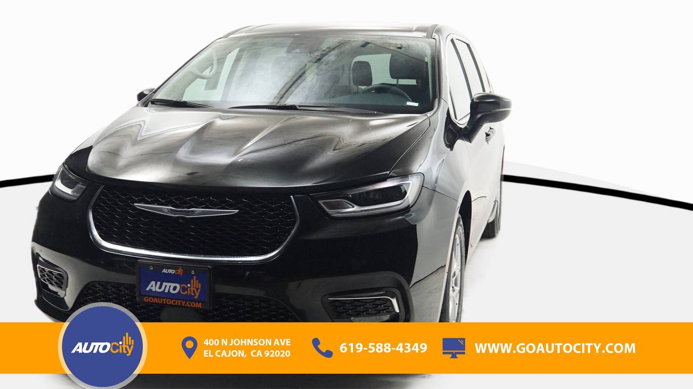 2023 Chrysler Pacifica Touring L — Minivan — 71,790 mi — El Cajon, CA