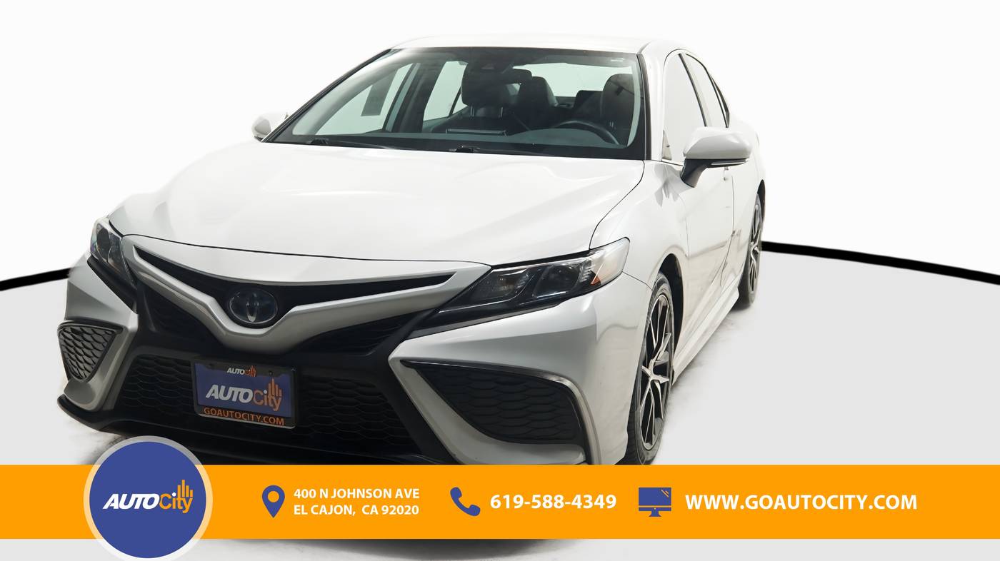 2022 Toyota Camry Hybrid SE — Sedan — 103,978 mi — El Cajon, CA
