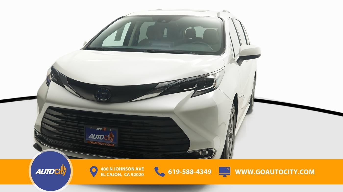 2021 Toyota Sienna XLE — Minivan — 67,902 mi — El Cajon, CA