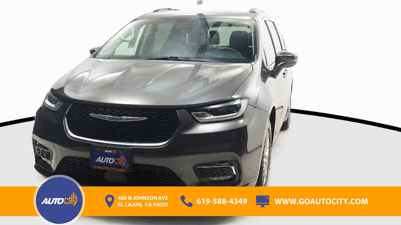 2022 Chrysler Pacifica Touring L — Minivan — 77,285 mi — El Cajon, CA
