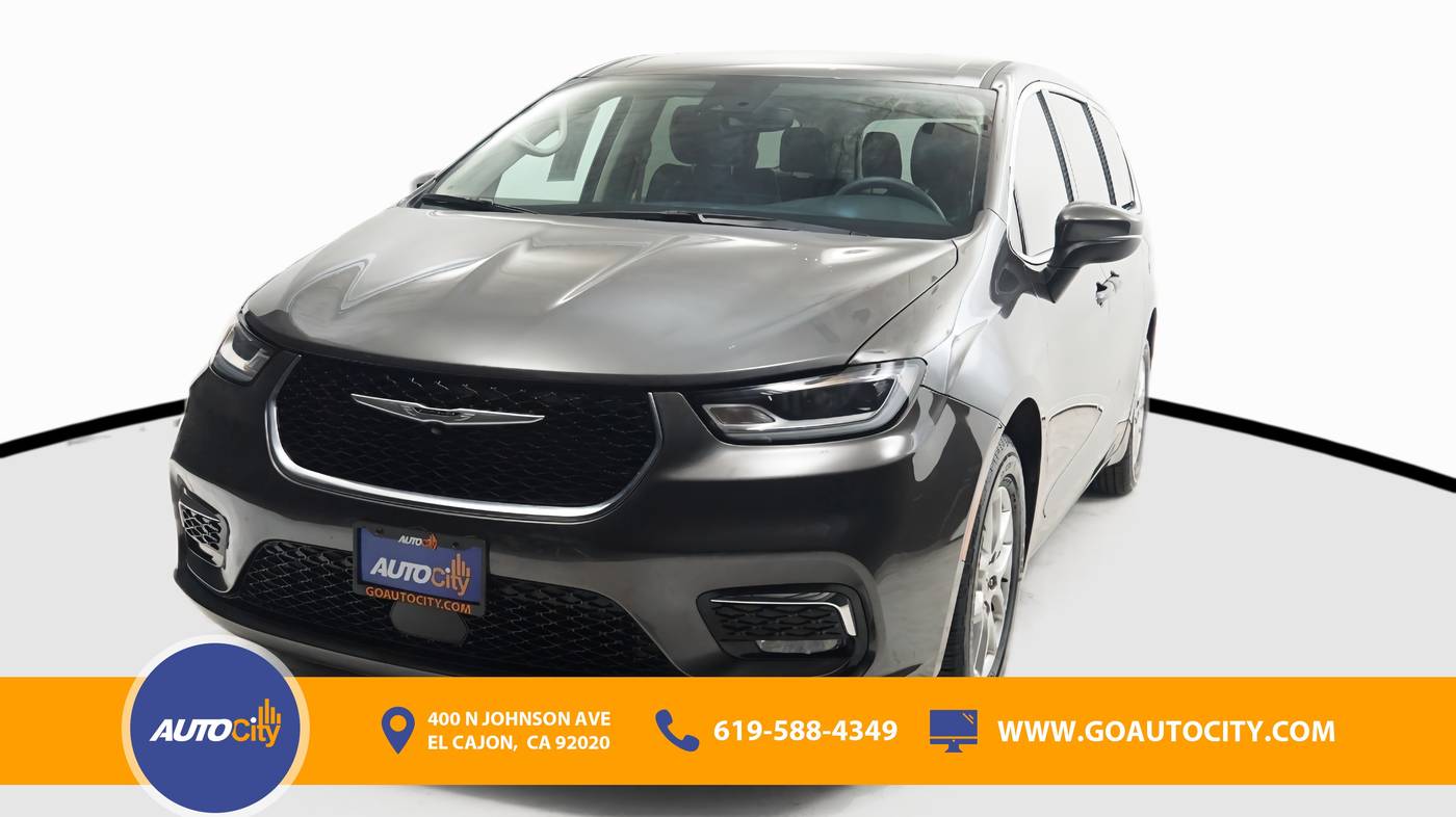 2023 Chrysler Pacifica Touring L — Minivan — 73,077 mi — El Cajon, CA