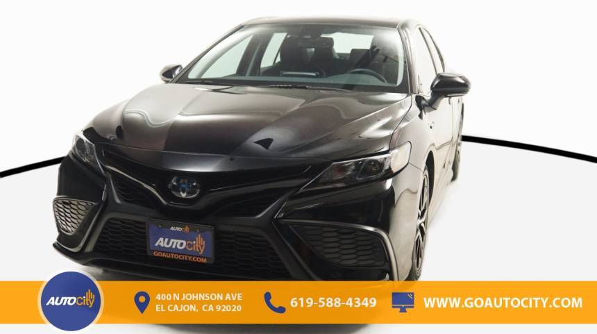 2021 Toyota Camry Hybrid SE — Sedan — 33,707 mi — El Cajon, CA