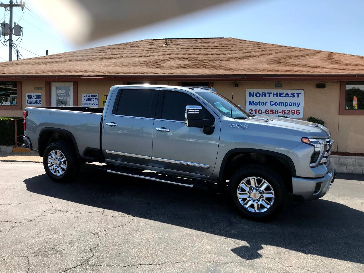 2024 Chevrolet Silverado 2500HD High Country — Pickup Truck — 25,327 mi — Universal City, TX