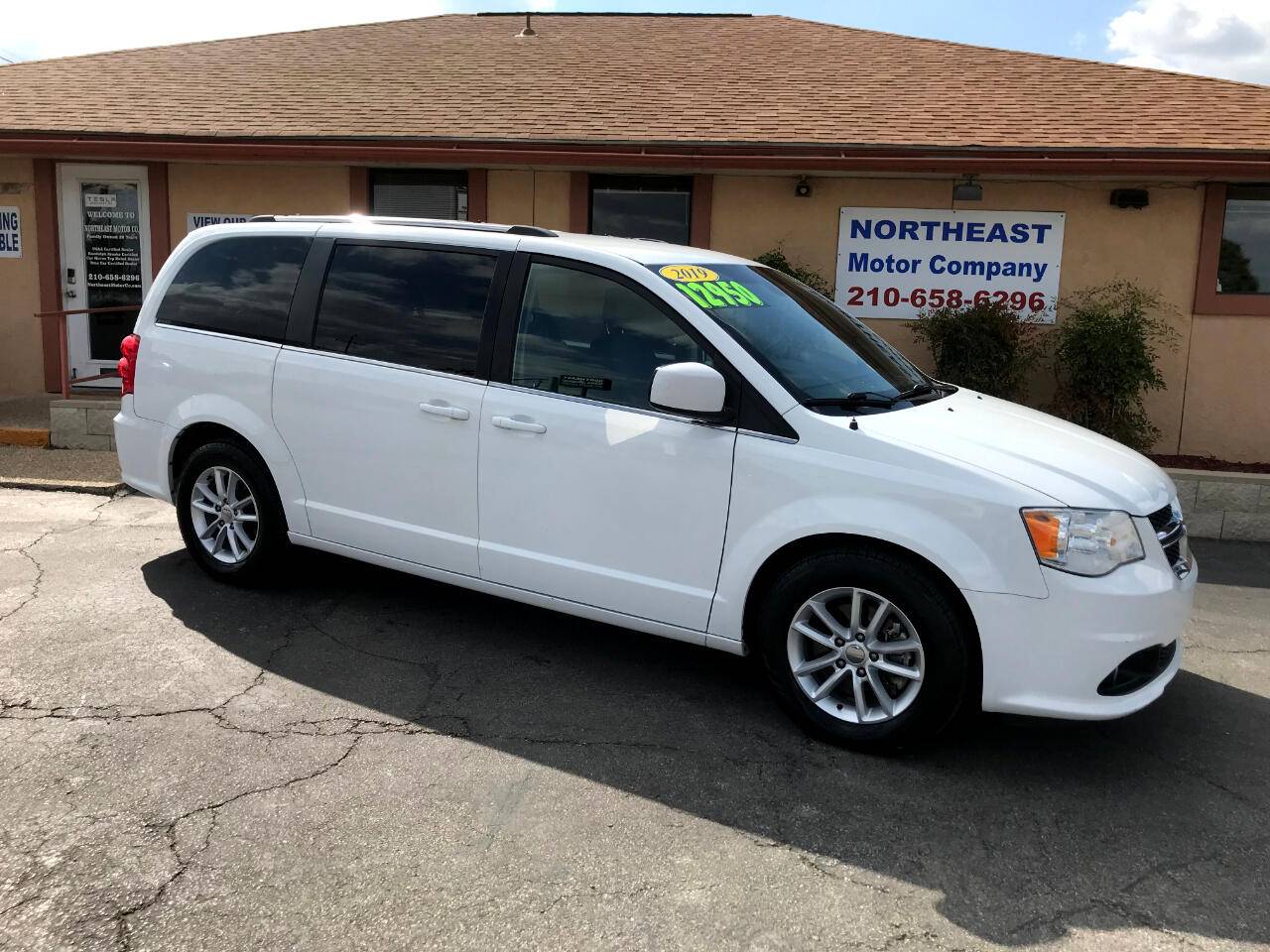 2019 Dodge Grand Caravan SXT — Minivan — 114,969 mi — Universal City, TX