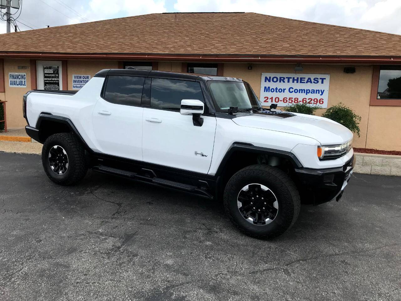 2022 GMC HUMMER EV Pickup Edition 1 — Pickup Truck — 28,456 mi — Universal City, TX