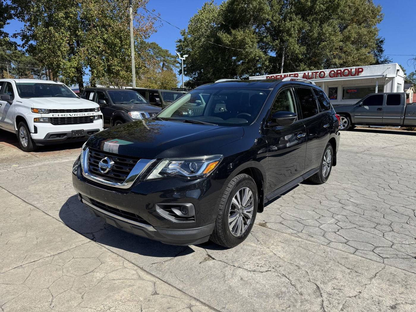 2017 Nissan Pathfinder S — SUV — 102,283 mi — Durham, NC