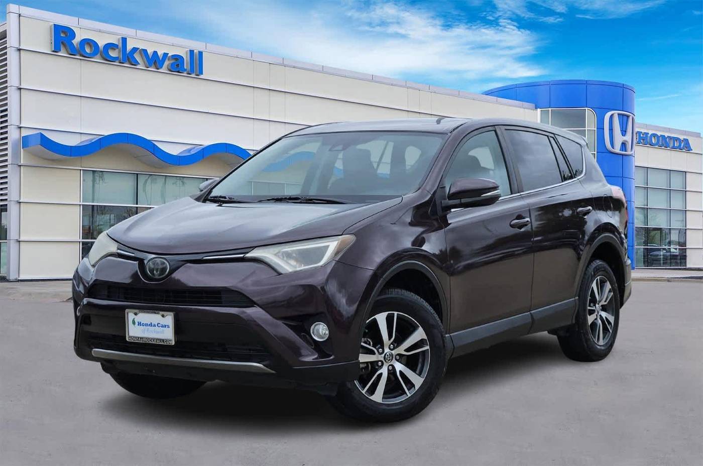 2018 Toyota RAV4 XLE — SUV — 142,229 mi — Rockwall, TX