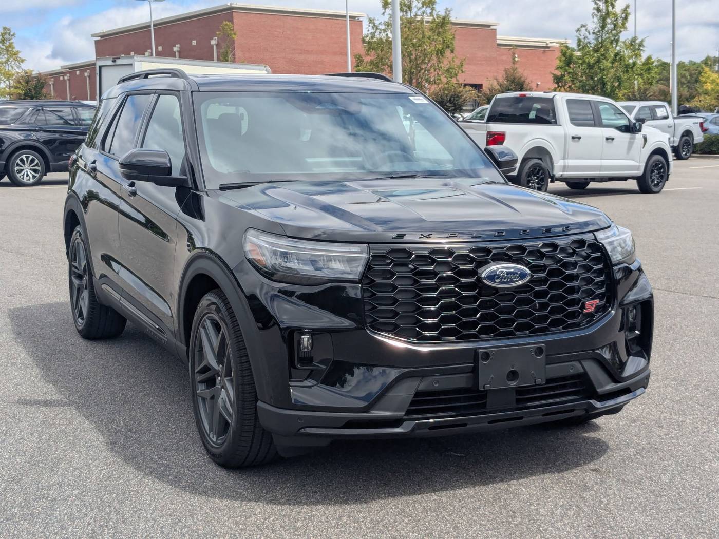 2025 Ford Explorer ST — SUV — 2,736 mi — Southern Pines, NC